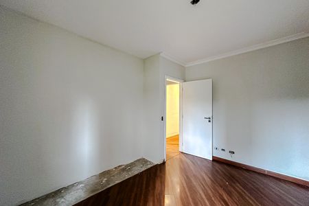 Apartamento à venda com 132m², 3 quartos e 2 vagas Apartamento à venda com 132m², 3 quartos e 2 vagasQuarto 2
