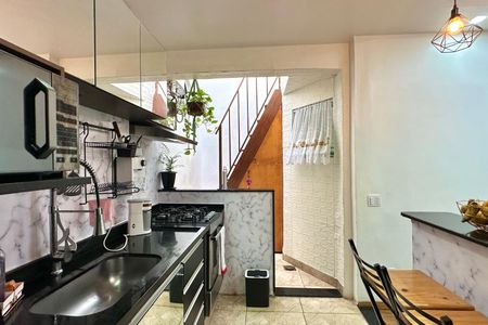 Apartamento à venda com 120m², 2 quartos e sem vaga Apartamento à venda com 120m², 2 quartos e sem vagaCozinha