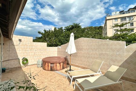 Apartamento à venda com 120m², 2 quartos e sem vaga Apartamento à venda com 120m², 2 quartos e sem vagaArea Externa