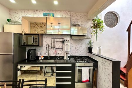 Apartamento à venda com 120m², 2 quartos e sem vaga Apartamento à venda com 120m², 2 quartos e sem vagaCozinha