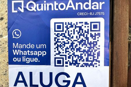 Apartamento à venda com 120m², 2 quartos e sem vaga Apartamento à venda com 120m², 2 quartos e sem vagaPlaquinha