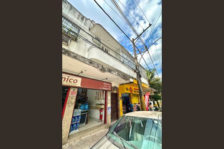 Apartamento à venda com 120m², 2 quartos e sem vaga Apartamento à venda com 120m², 2 quartos e sem vagaFachada