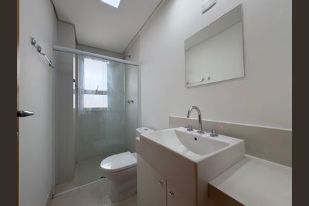 Apartamento à venda com 184m², 4 quartos e 4 vagasBanheiro da suíte 2