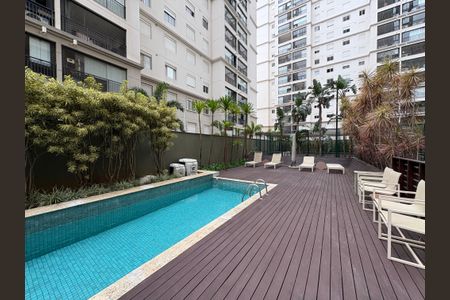 Apartamento à venda com 184m², 4 quartos e 4 vagasÁrea comum - Piscina