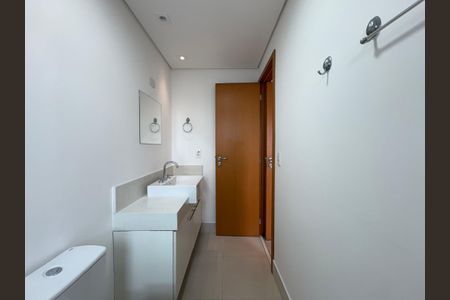 Apartamento à venda com 184m², 4 quartos e 4 vagasBanheiro da suíte 1