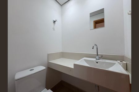 Apartamento à venda com 184m², 4 quartos e 4 vagasLavabo