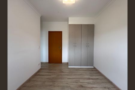 Apartamento à venda com 184m², 4 quartos e 4 vagasSuite 2