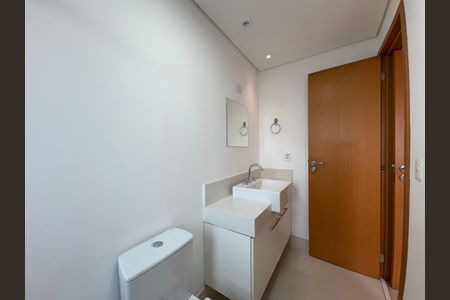 Apartamento à venda com 184m², 4 quartos e 4 vagasBanheiro da suíte 1