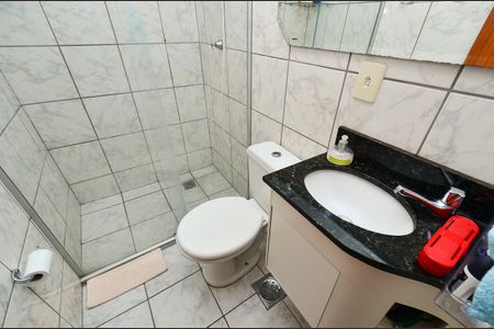 Apartamento à venda com 75m², 3 quartos e 1 vaga Apartamento à venda com 75m², 3 quartos e 1 vagaBanheiro Social