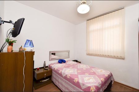 Apartamento à venda com 75m², 3 quartos e 1 vaga Apartamento à venda com 75m², 3 quartos e 1 vagaSuíte