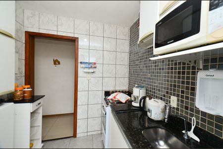 Apartamento à venda com 75m², 3 quartos e 1 vaga Apartamento à venda com 75m², 3 quartos e 1 vagaCozinha