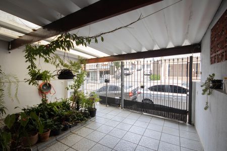 Casa à venda com 145m², 3 quartos e 2 vagas Casa à venda com 145m², 3 quartos e 2 vagasGaragem