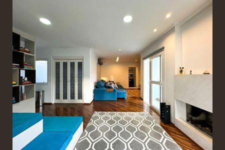 Casa à venda com 5 quartos, 500m² em Campo Belo, São Paulo