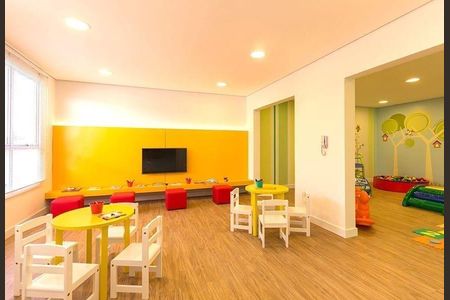 Apartamento à venda com 2 quartos, 62m² em Vila Ipojuca, São Paulo