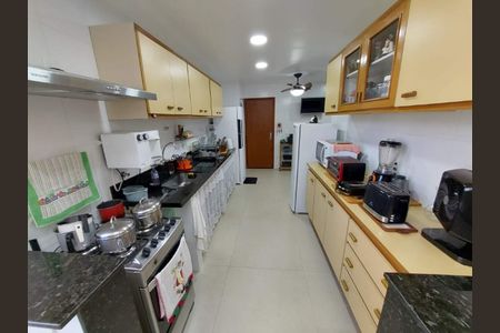 Apartamento à venda com 144m², 3 quartos e 2 vagas