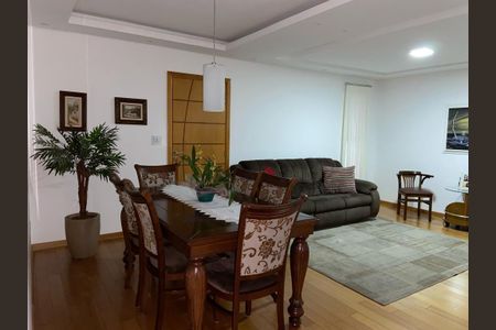 Apartamento à venda com 3 quartos, 153m² em Vila Bastos, Santo André