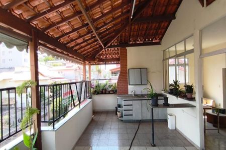 Apartamento à venda com 180m², 3 quartos e 2 vagas