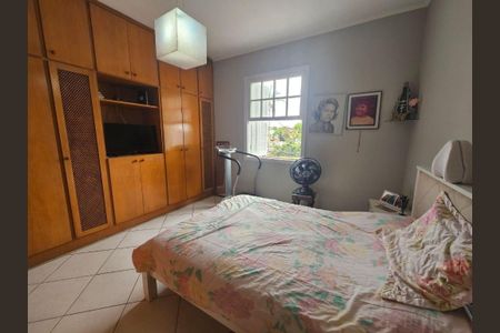 Casa à venda com 2 quartos, 97m² em Caxingui, São Paulo