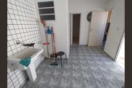 Casa à venda com 62m², 2 quartos e sem vaga