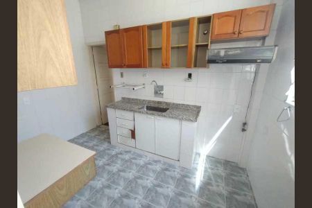 Casa à venda com 62m², 2 quartos e sem vaga
