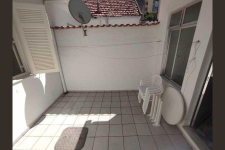Casa à venda com 62m², 2 quartos e sem vaga