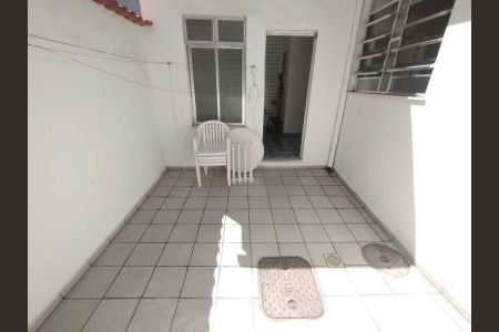 Casa à venda com 62m², 2 quartos e sem vaga