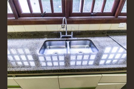 Casa à venda com 533m², 4 quartos e 5 vagas