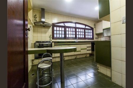 Casa à venda com 533m², 4 quartos e 5 vagas