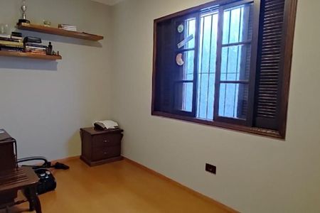 Casa à venda com 3 quartos, 155m² em Vila Indiana, São Paulo