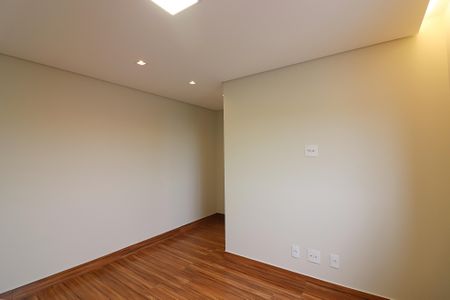 Casa à venda com 200m², 3 quartos e 4 vagasSuíte 3