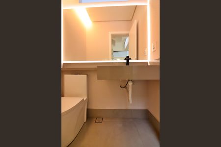 Casa à venda com 200m², 3 quartos e 4 vagasLavabo