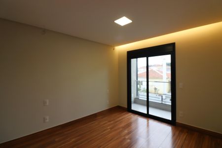 Casa à venda com 200m², 3 quartos e 4 vagasSuíte 1