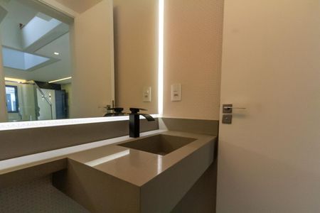 Casa à venda com 200m², 3 quartos e 4 vagas Casa à venda com 200m², 3 quartos e 4 vagasLavabo