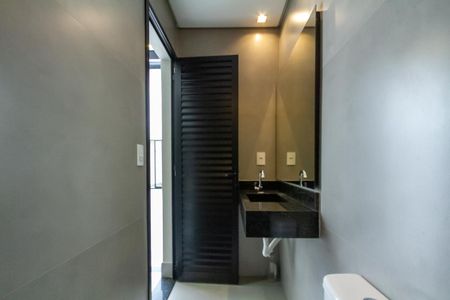 Casa à venda com 200m², 3 quartos e 4 vagas Casa à venda com 200m², 3 quartos e 4 vagasBanheiro Spa