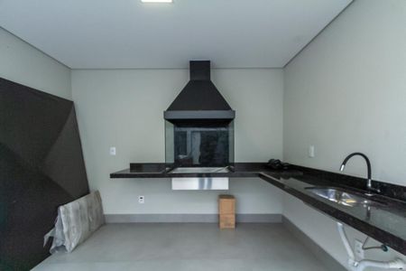 Casa à venda com 200m², 3 quartos e 4 vagas Casa à venda com 200m², 3 quartos e 4 vagasChurrasqueira