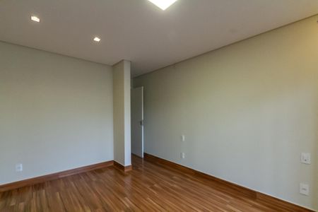 Casa à venda com 200m², 3 quartos e 4 vagas Casa à venda com 200m², 3 quartos e 4 vagasSuíte 3