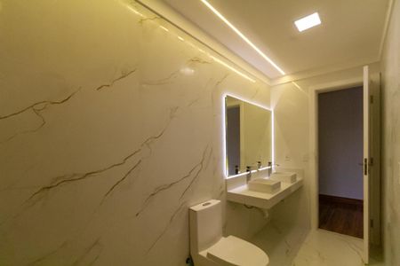 Casa à venda com 200m², 3 quartos e 4 vagas Casa à venda com 200m², 3 quartos e 4 vagasBanheiro da Suíte 3