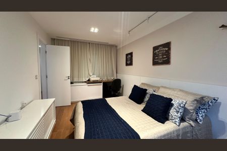 Casa de condomínio para alugar com 360m², 5 quartos e 3 vagas Casa de condomínio para alugar com 360m², 5 quartos e 3 vagasQuarto 1