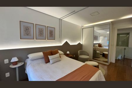 Casa de condomínio para alugar com 360m², 5 quartos e 3 vagas Casa de condomínio para alugar com 360m², 5 quartos e 3 vagasQuarto 2