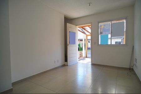 Sala de casa de condomínio para alugar com 2 quartos, 56m² em Canudos, Novo Hamburgo