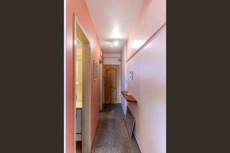 Corredor de Entrada de kitnet/studio à venda com 1 quarto, 35m² em Santa Cecilia, São Paulo