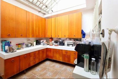 Casa à venda com 196m², 5 quartos e 5 vagas Casa à venda com 196m², 5 quartos e 5 vagasFoto 06