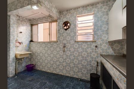 Apartamento à venda com 65m², 3 quartos e sem vaga Apartamento à venda com 65m², 3 quartos e sem vagaCozinha e Área de Serviço