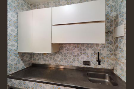 Apartamento à venda com 65m², 3 quartos e sem vaga Apartamento à venda com 65m², 3 quartos e sem vagaCozinha e Área de Serviço