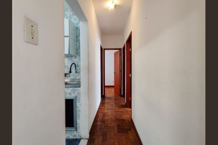 Apartamento à venda com 65m², 3 quartos e sem vaga Apartamento à venda com 65m², 3 quartos e sem vagaCorredor
