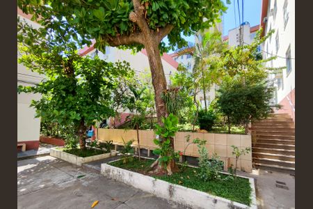 Apartamento à venda com 65m², 3 quartos e sem vaga Apartamento à venda com 65m², 3 quartos e sem vagaJardim