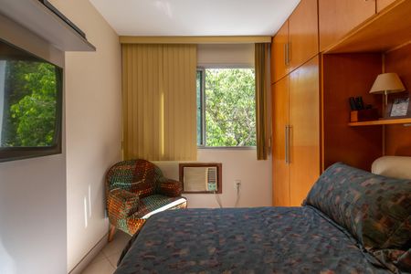 Apartamento à venda com 75m², 2 quartos e 1 vaga Apartamento à venda com 75m², 2 quartos e 1 vagaQuarto Suite