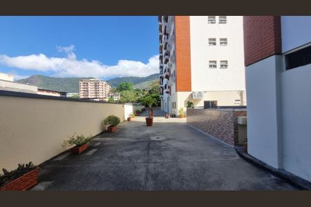 Apartamento à venda com 75m², 2 quartos e 1 vaga Apartamento à venda com 75m², 2 quartos e 1 vagaÁrea Comum