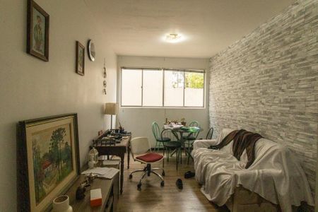 Sala de apartamento para alugar com 2 quartos, 56m² em Água Verde, Curitiba