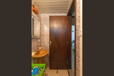 Banheiro Social de apartamento para alugar com 2 quartos, 56m² em Água Verde, Curitiba